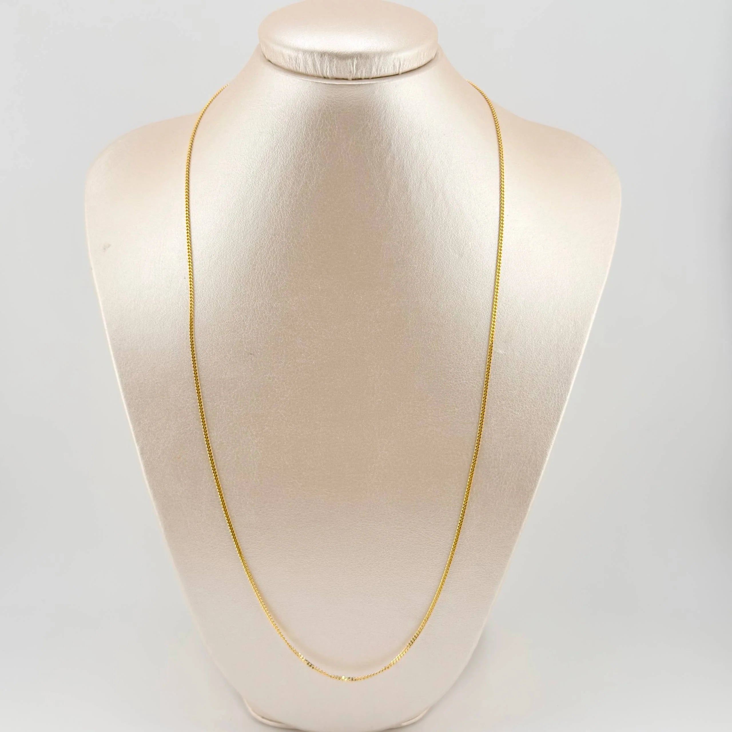 Cadena Cubana 2.85 g / 61 cm / 2.45 mm Oro Amarillo 18K