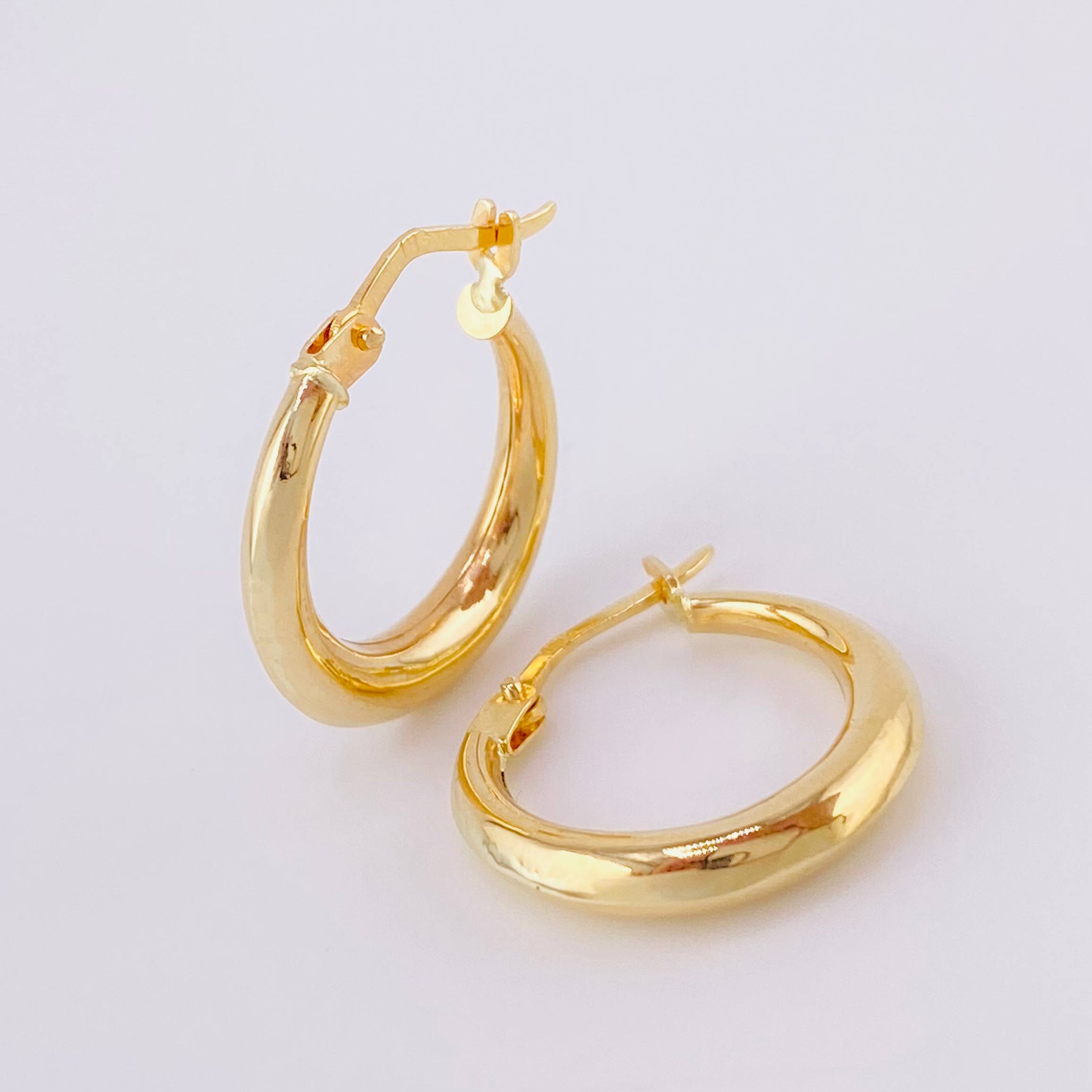 Candongas Lisas 1.5 g / 1.9 cm Oro Amarillo 18K