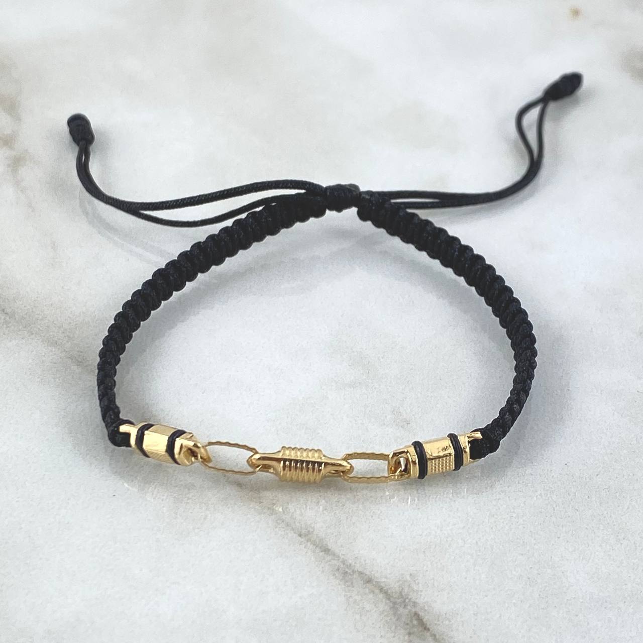 Pulsera Negra Retazo Rustico 1.3gr / Cauchos Negros Oro Amarillo 18K ©
