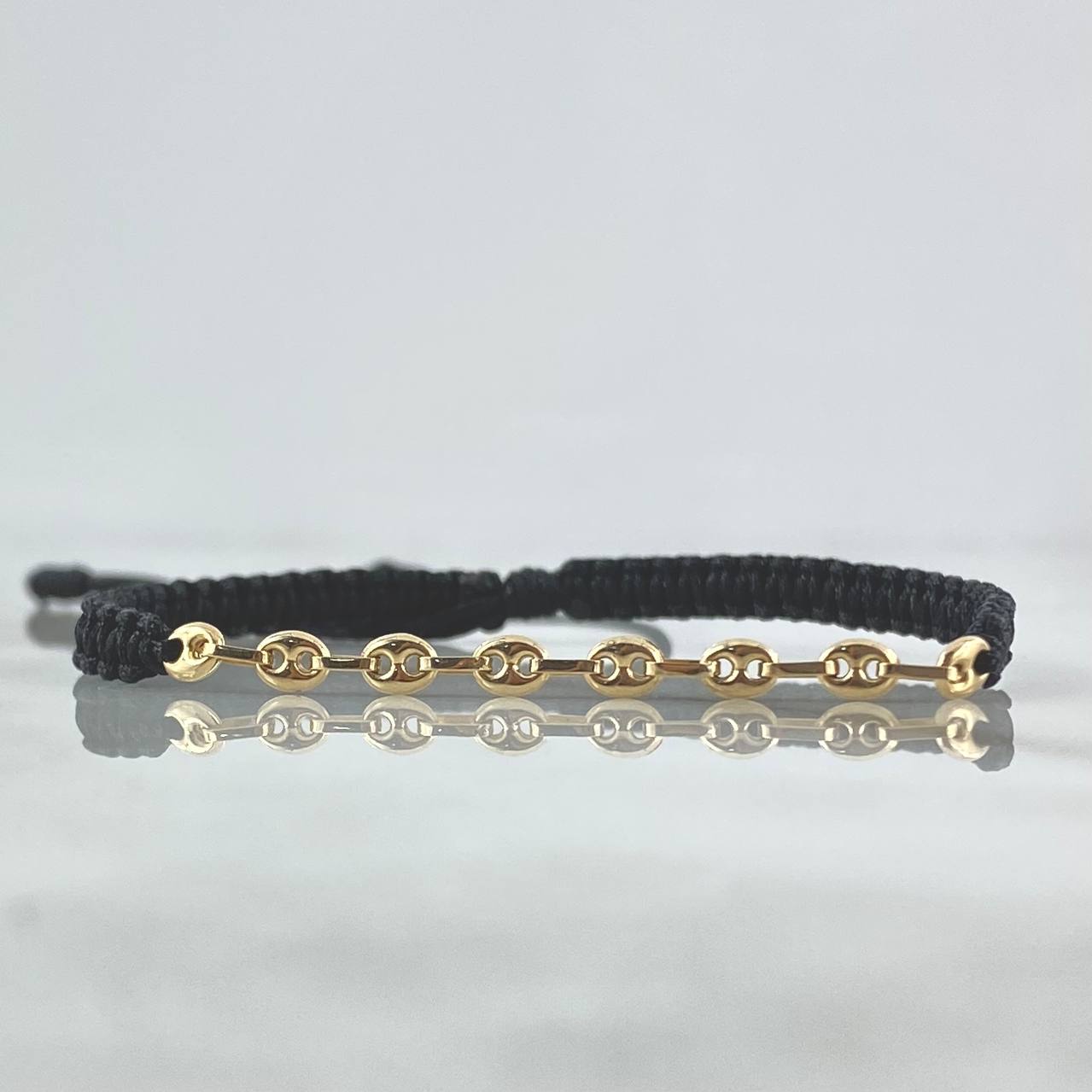 Pulsera Negra Retazo GC 0.8gr / Liso Oro Amarillo 18K ©
