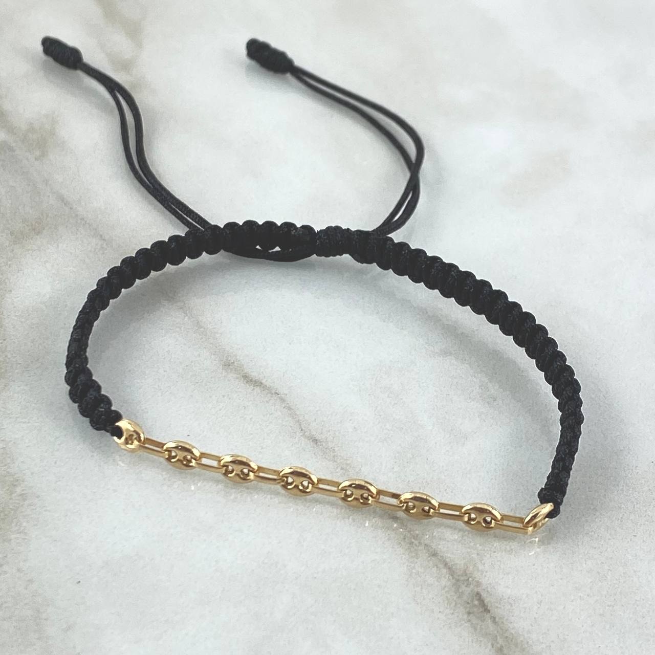 Pulsera Negra Retazo GC 0.8gr / Liso Oro Amarillo 18K ©