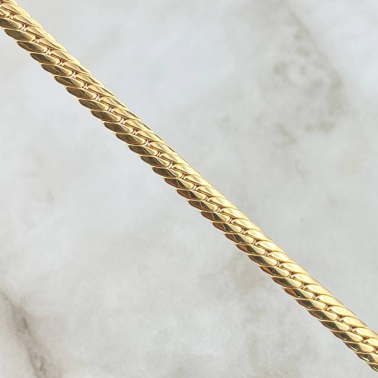 Pulso Serpiente 5.9gr / 21.5cm / 4.7mm Oro Amarillo +3 18K *