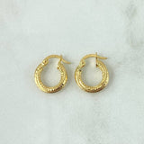 Candongas Carly 1.4gr / 1.5cm / Linea Tallada Oro Amarillo 18K