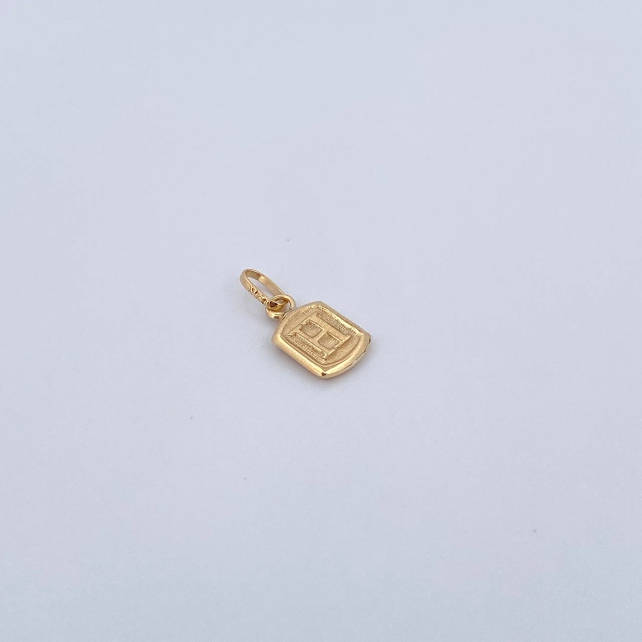 Dije Letra H 0.35gr / 1.5cm / Liso Oro Amarillo 18K &