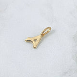 Dije Letra A Cursiva 0.55gr / 1.6cm / Lisa Oro Amarillo 18K ©
