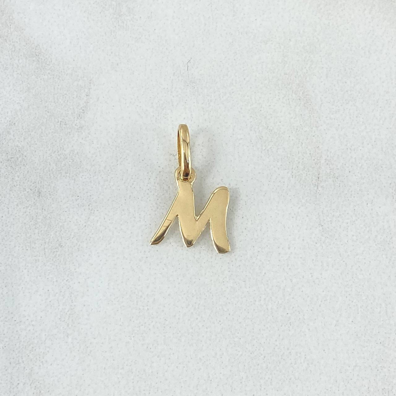 Dije Letra M Cursiva 0.5gr / 1.6cm / Oro Amarillo 18K