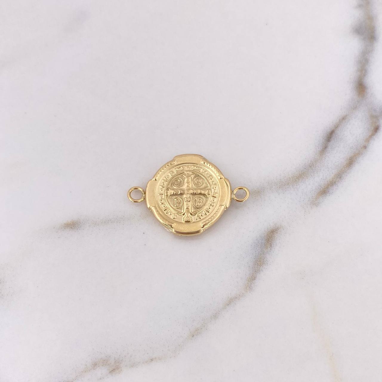 Herraje San Benito 2gr / 2.8cm / Troquelado Oro Amarillo 18K &