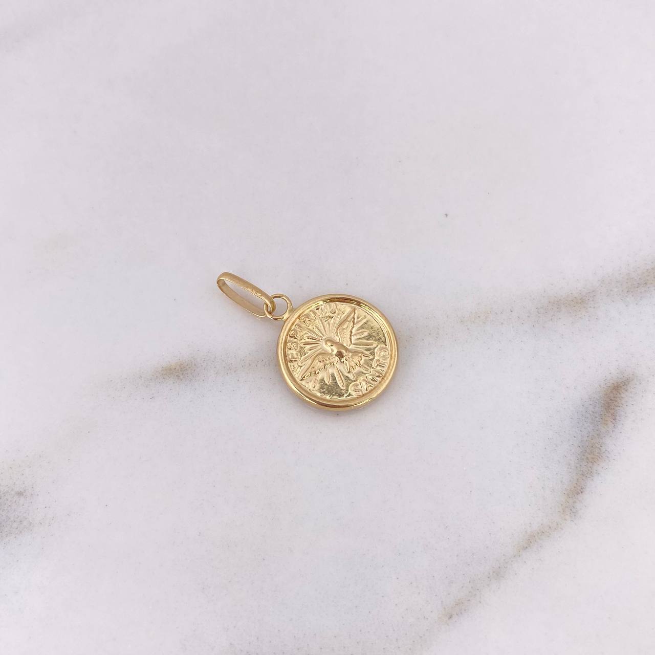 Dije Espiritu Santo 0.85gr / 2.1cm / Paloma Troquelado Oro Amarillo 18K &