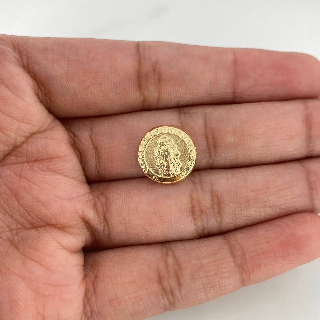 Herraje Virgen Guadalupe Tambor 0.7gr / 1.2cm / Troquelado Oro Amarillo 18K &