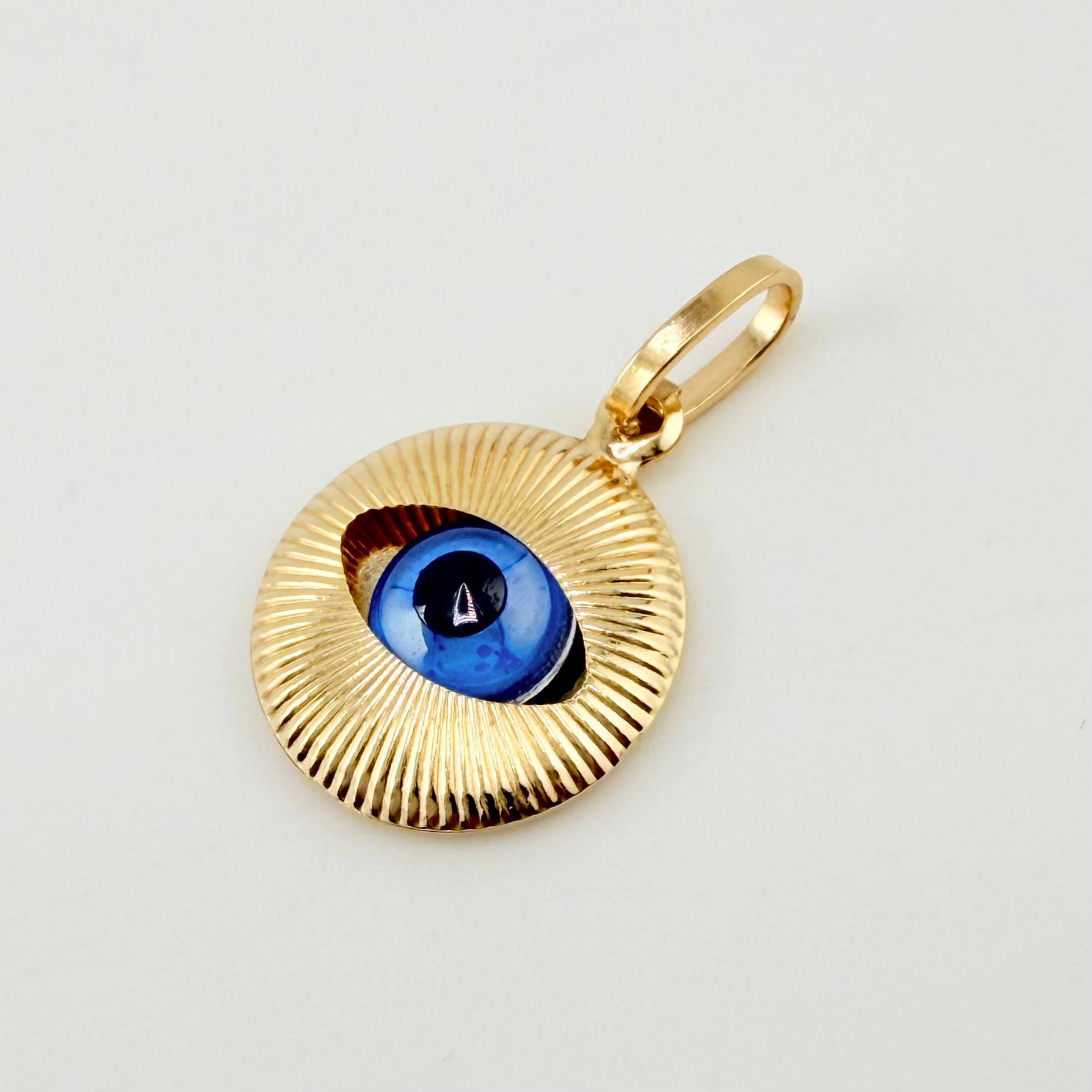 Dije Ojo Turco 1gr / 2.1cm / Oro Amarillo +4 18K ©