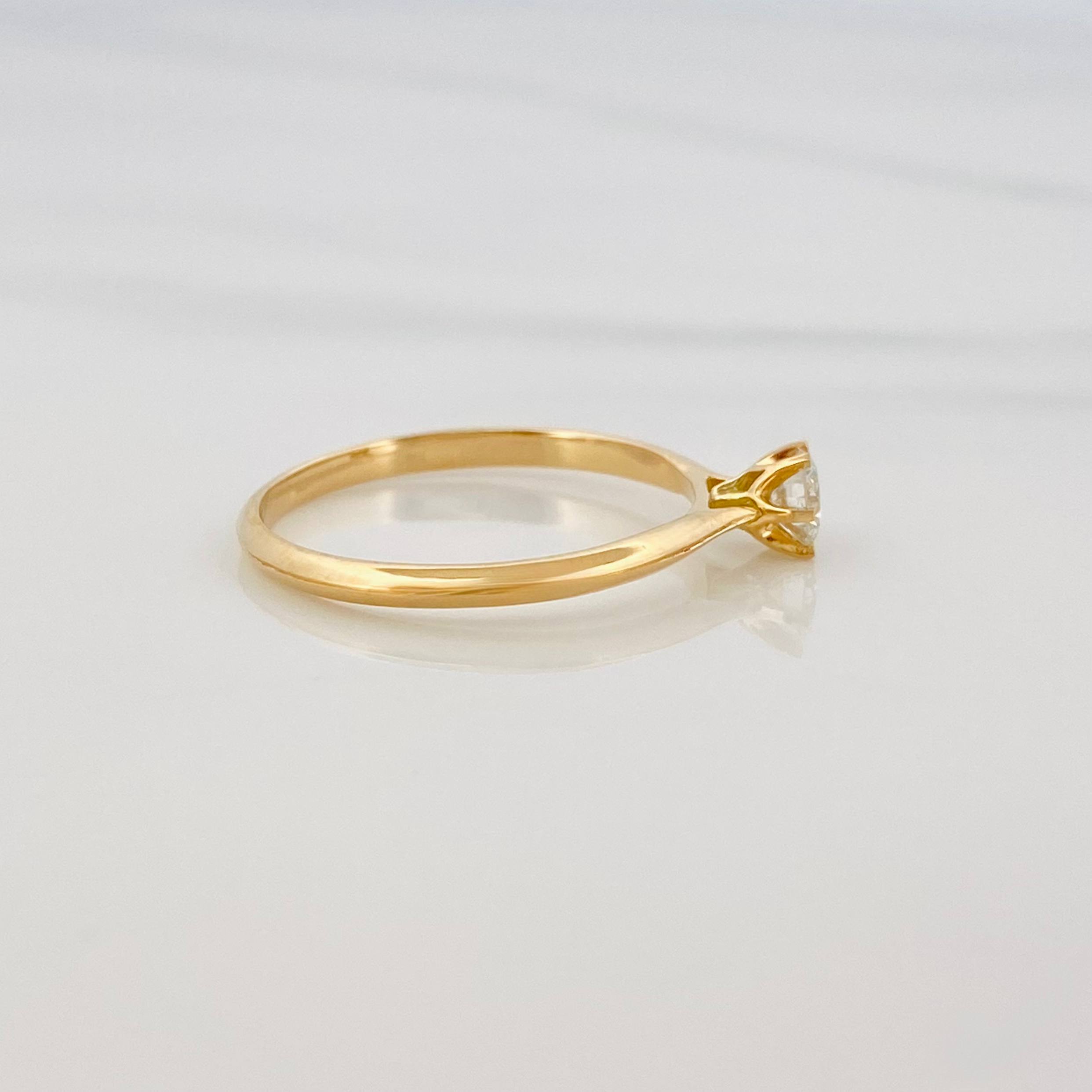 Anillo Solitario Diamante 26 Pts 1.7 g / T7 1/2 Oro Amarillo 18K