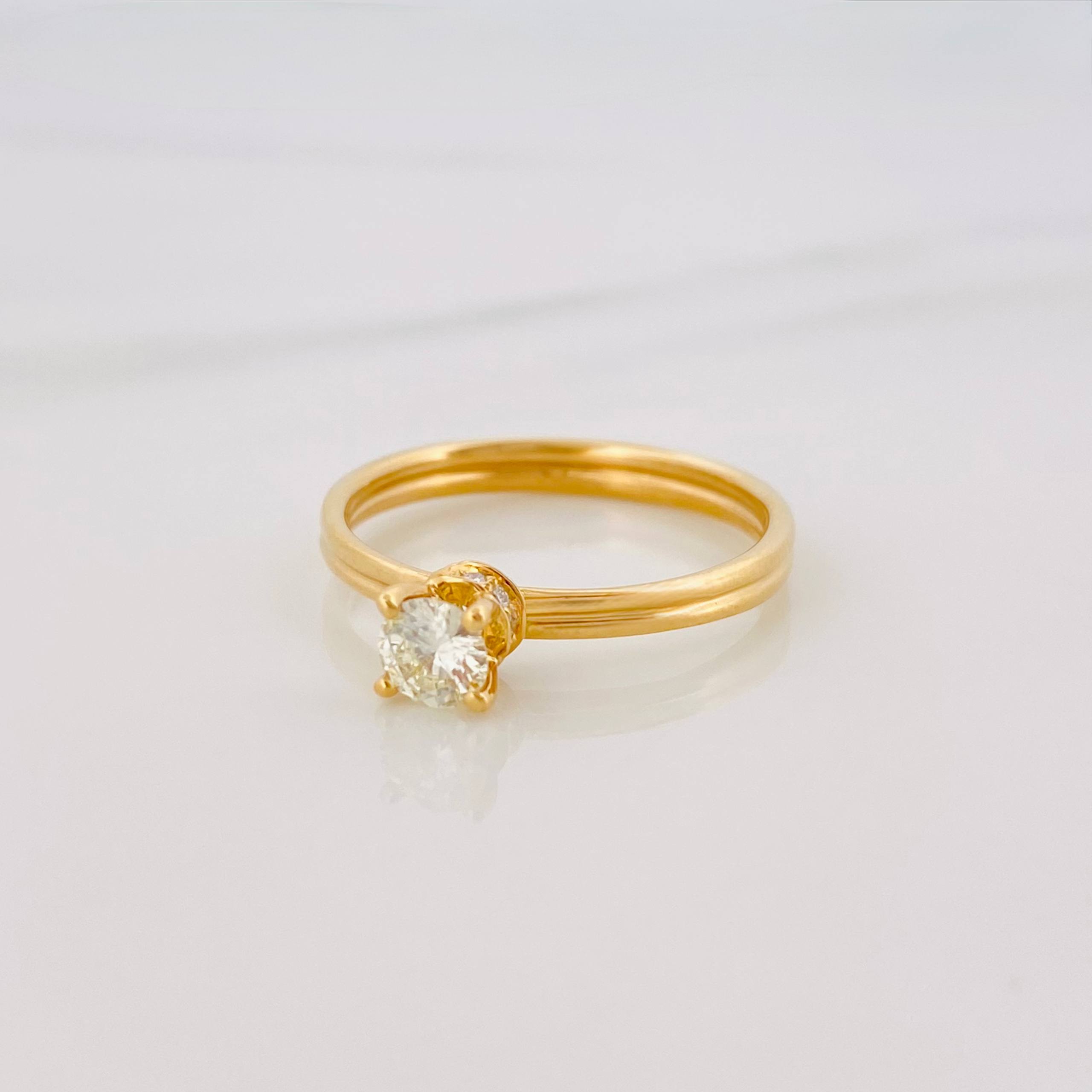 Anillo Solitario Diamantes 35 Pts 2.45 g / T7 1/4 Oro Amarillo 18K