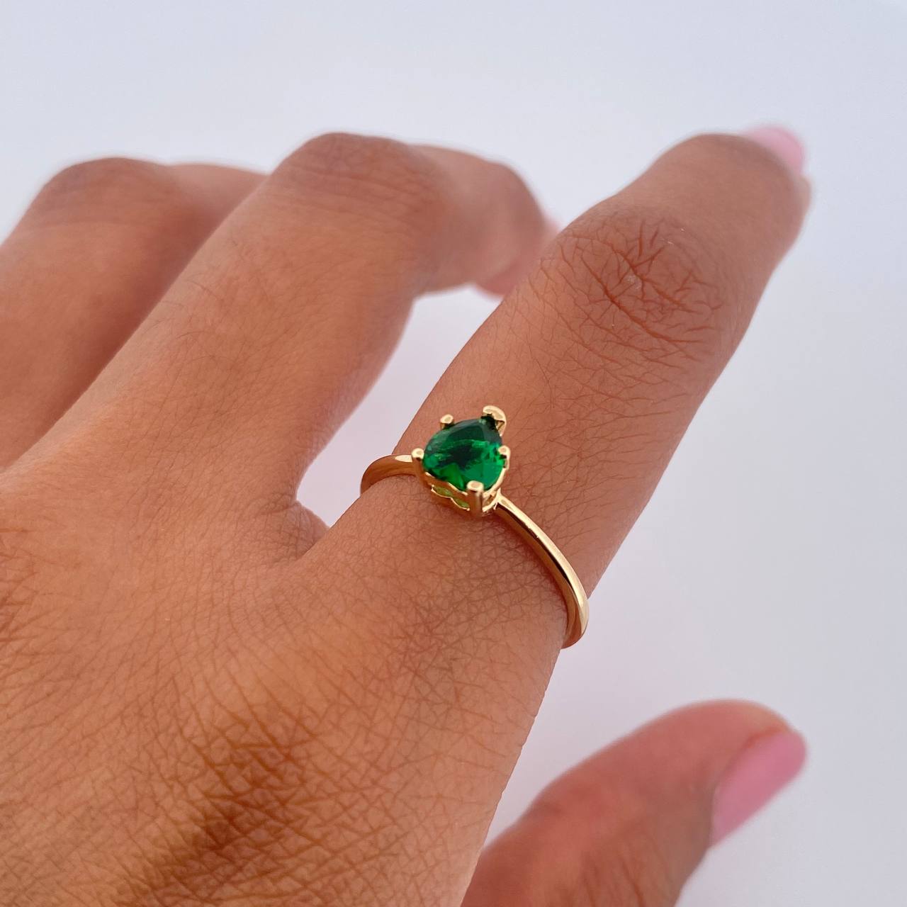 Anillo Solitario Corazon 1.55gr / T5 1/2 / Circon Verde Oro Amarillo 18K &