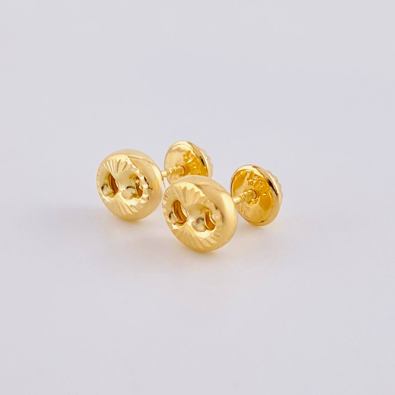 Topos Gc Diamantado 0.75 g / 6.4 mm Oro Amarillo 18K