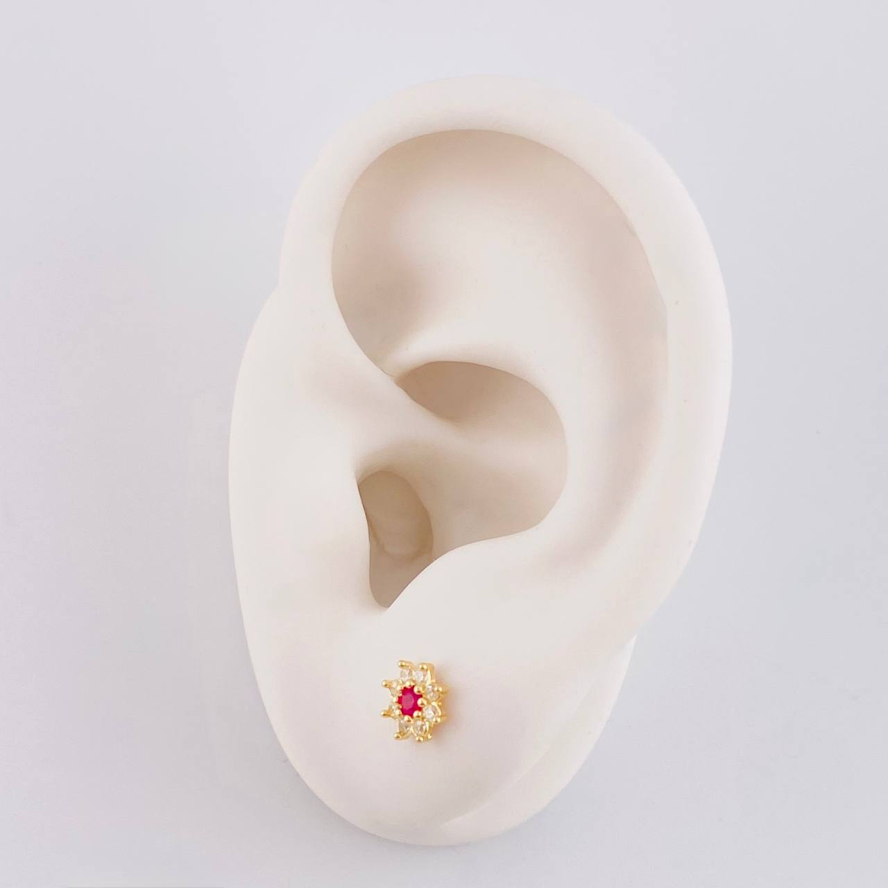 Topos Flor Ocho Petalos 0.85 g / 6.3 mm Oro Amarillo 18K