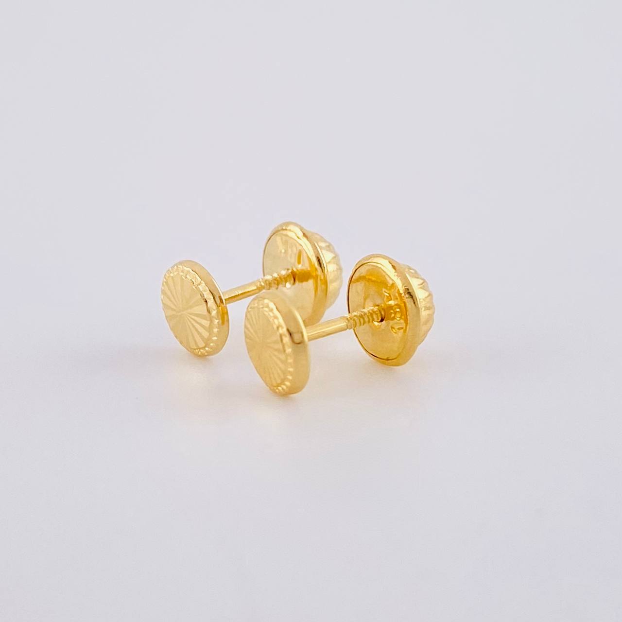 Topos Circulo Diamantado 0.5 g / 5 mm Oro Amarillo 18K