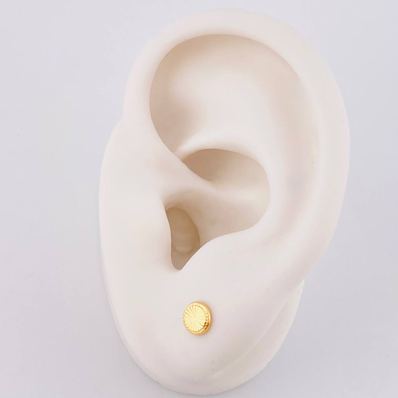 Topos Circulo Diamantado 0.55 g / 5 mm Oro Amarillo 18K