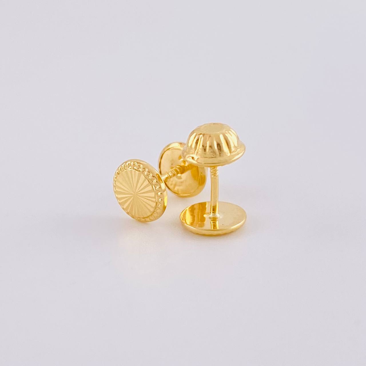 Topos Circulo Diamantado 0.7g / 7.15mm Oro Amarillo 18K