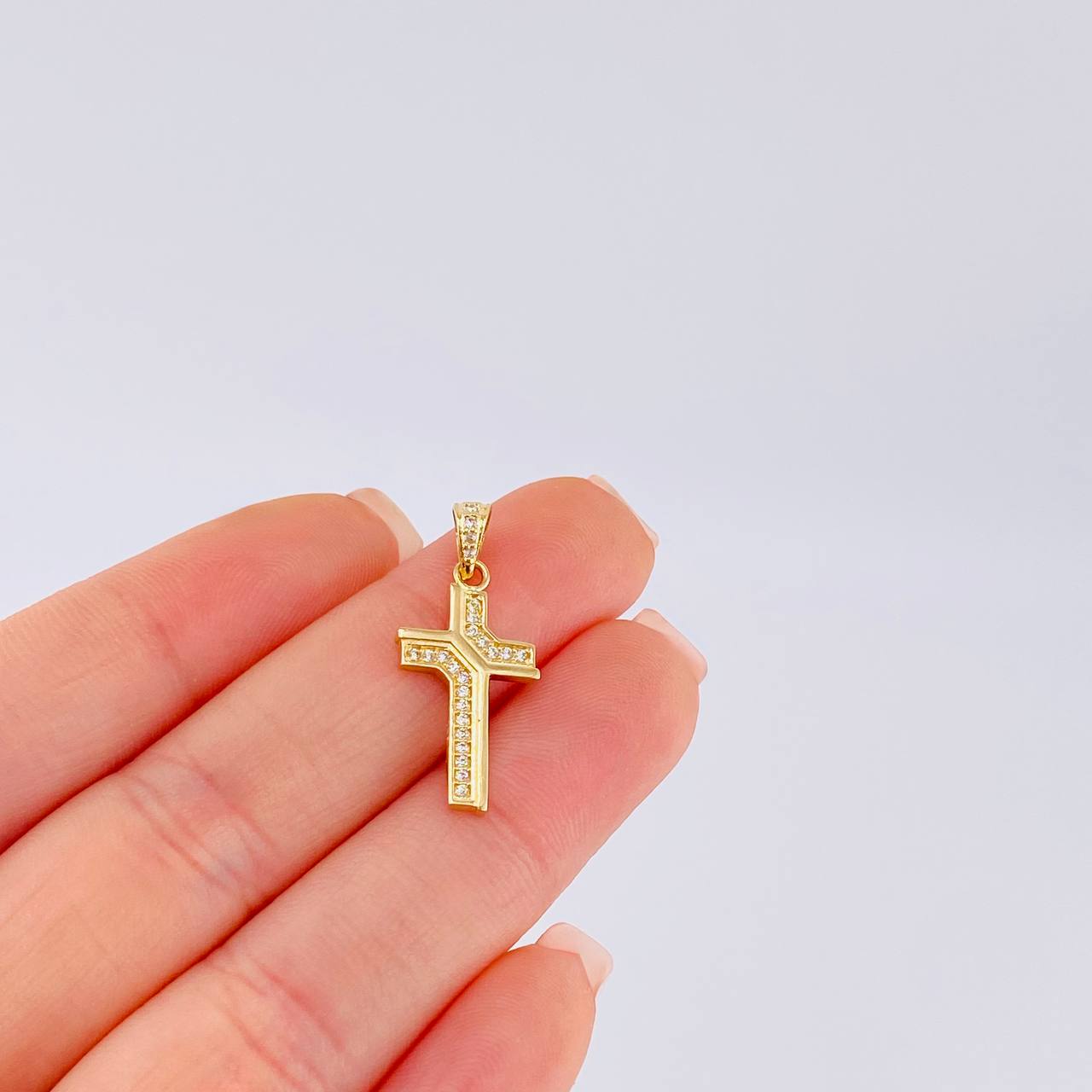 Dije Cruz Luz Divina 1.55 g / 2.5 cm Oro Amarillo 18K