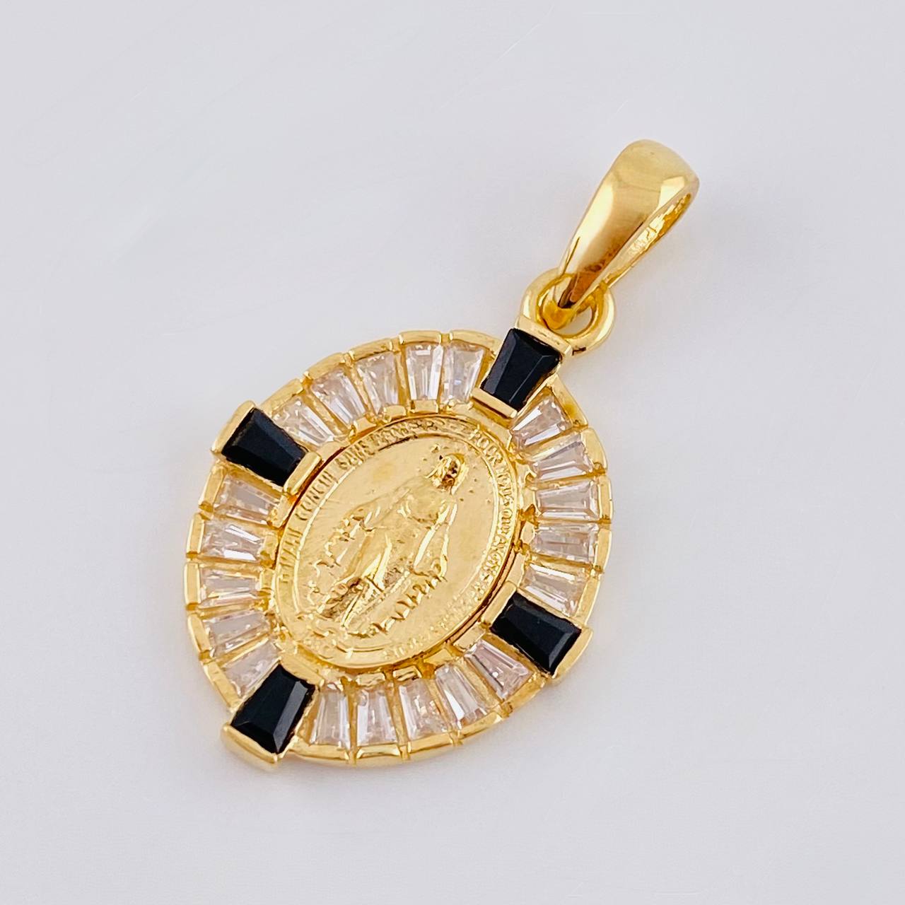 Dije Medalla Virgen Milagrosa 2.55 g / 2.8 cm Oro Amarillo 18K