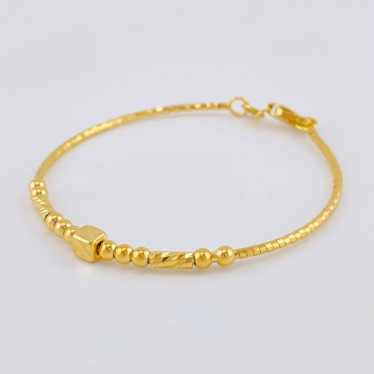 Pulso Bebé Cubicular Ensamblado Cilindrico 2.3 g / 12.5 cm / 3 mm Oro Amarillo 18K