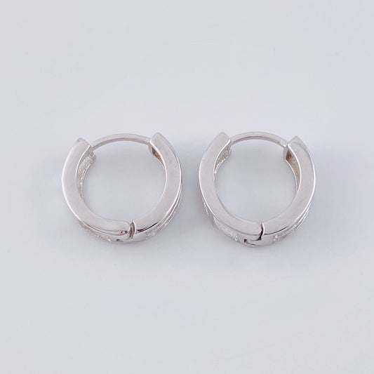 Candongas Doble Carril Basteado 2.65 g / 1 cm Oro Blanco 18K