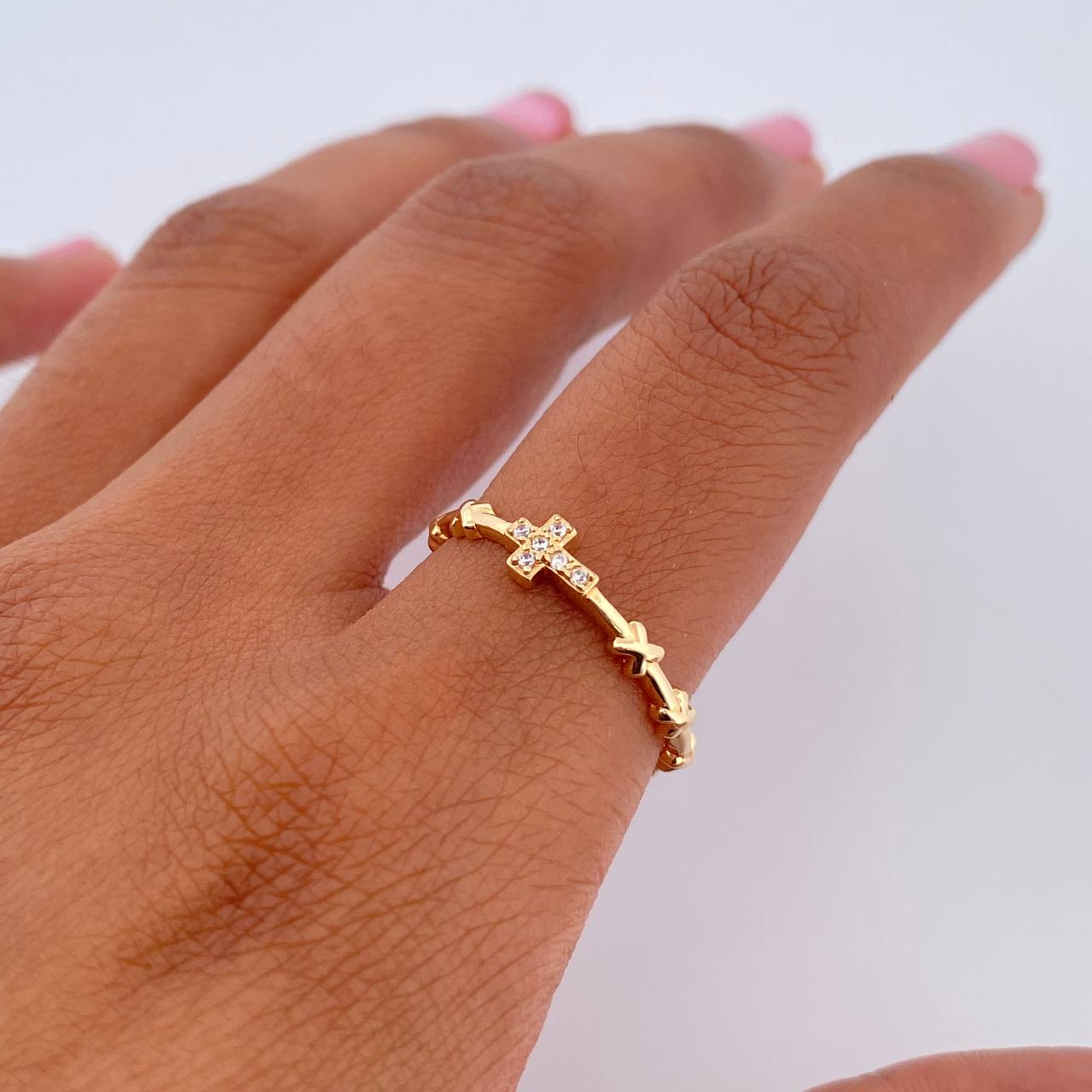 Anillo Cruz X 1.75gr / T7 / Circones Blancos Oro Amarillo 18K &