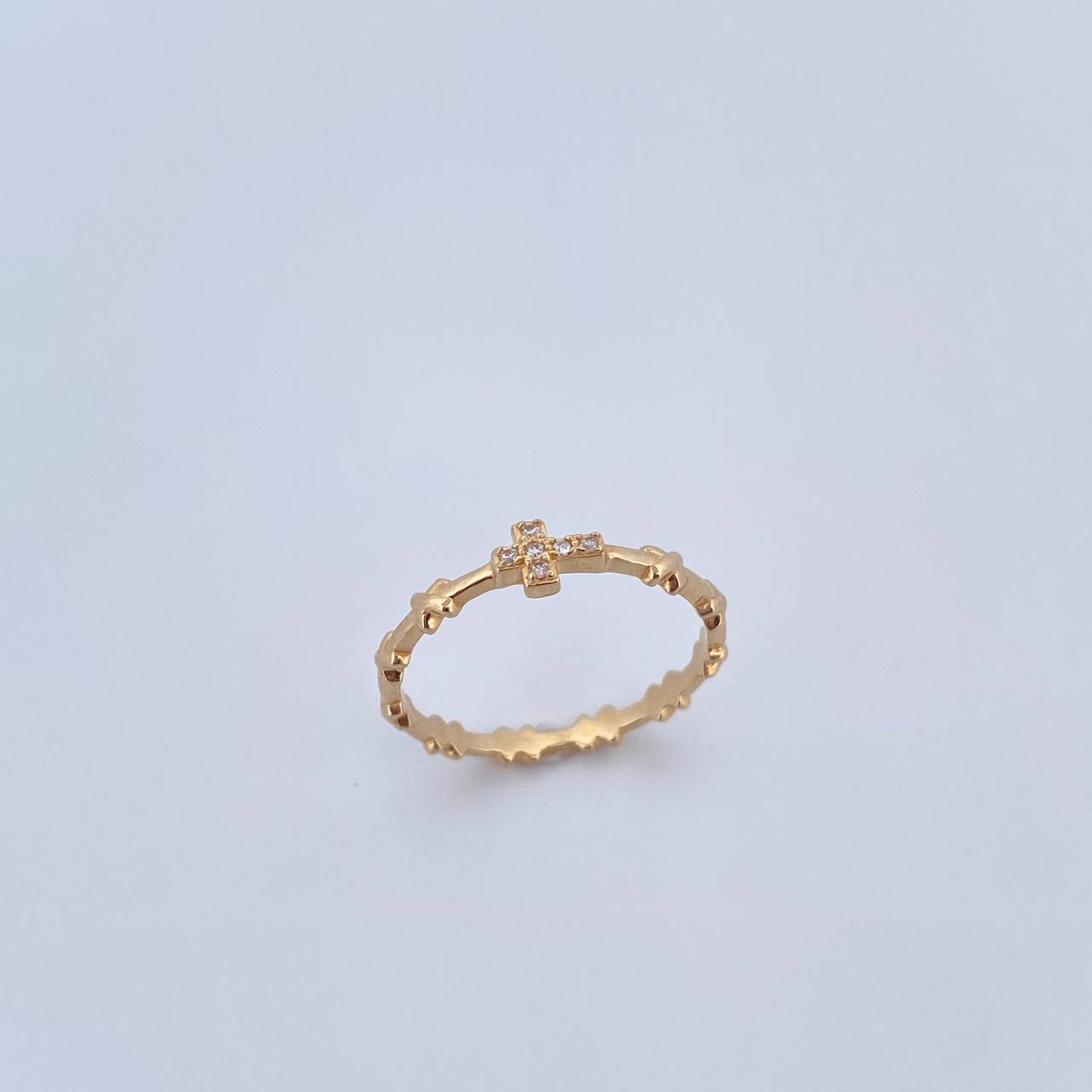 Anillo Cruz X 1.75gr / T7 / Circones Blancos Oro Amarillo 18K &