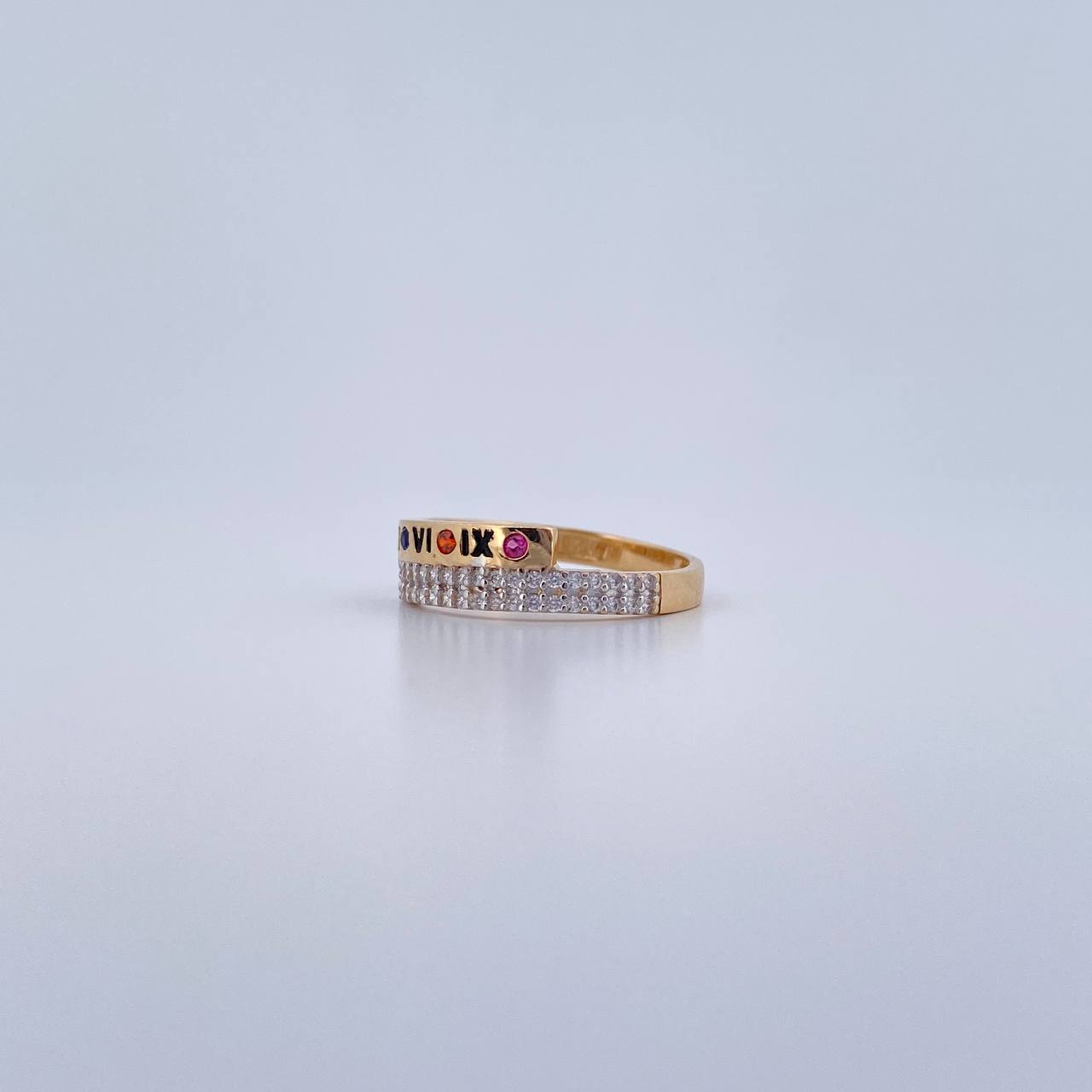 Anillo Fecha Romana 2.4gr / T7 / Circones Colores Dos Oros Amarillo Blanco 18K &