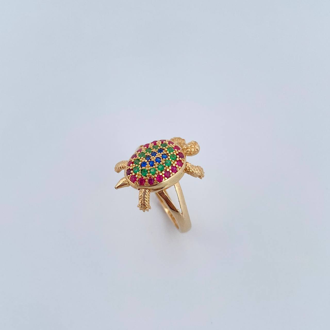 Anillo Tortuga 3.9gr / T5 3/4 / Circones Fucsias Verdes Blancos Oro Amarillo 18K &