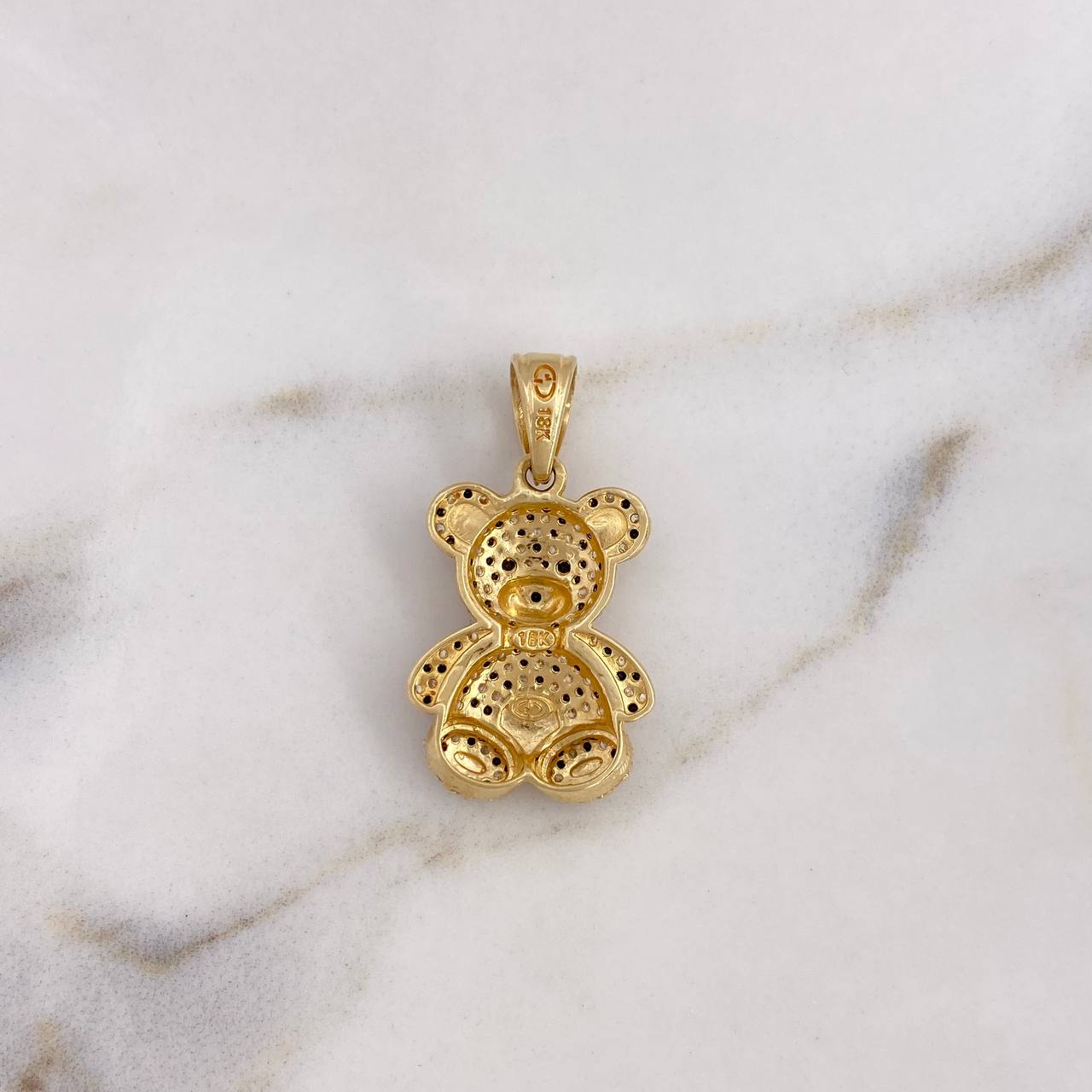 Dije Oso 4.85gr / 3cm / Circones Blancos Negros Dos Oros Amarillo Blanco 18K $