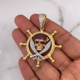 Dije Timon Calavera Pirata 14.65gr / 5.4cm / Circones Blancos-Negros-Fucsias Tres Oros 18K $