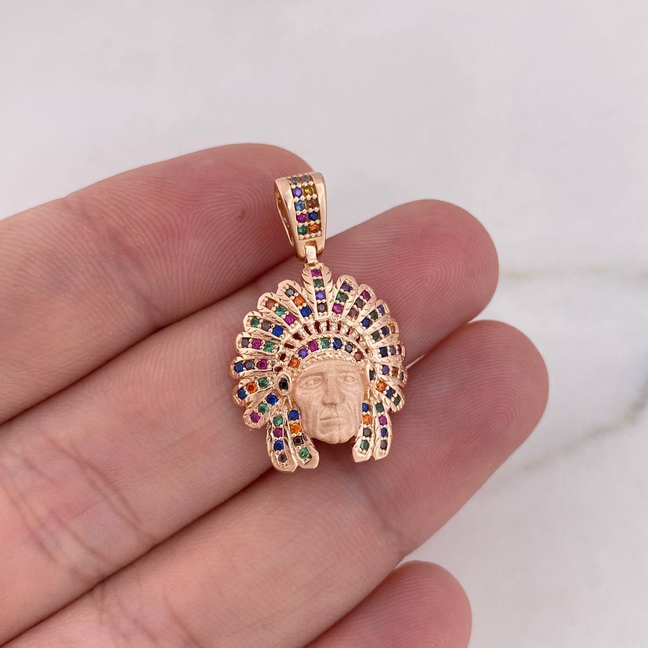 Dije Indio 4.6gr / 3cm / Circones Colores Oro Rosa 18K &