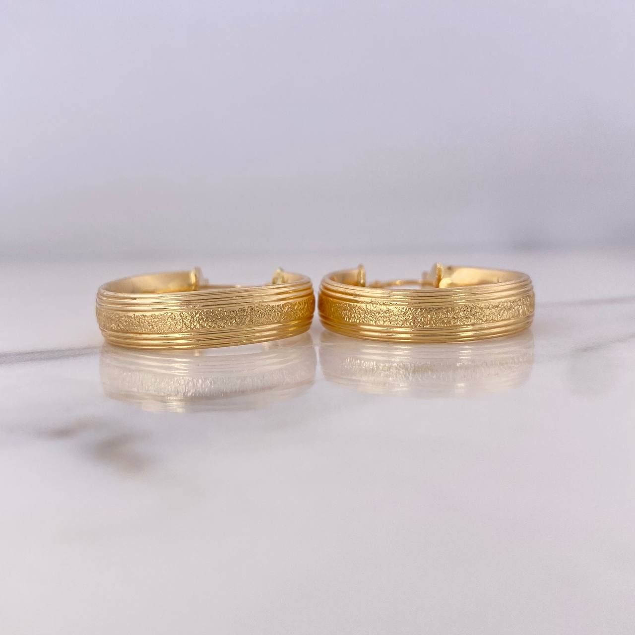 Candongas Winter 3.8gr / 2.9cm / Rayadas Oro Amarillo 18K &