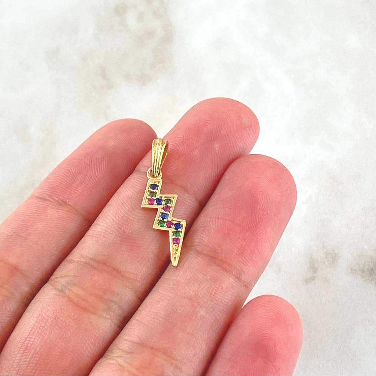 Dije Rayo 0.95gr / 2.5cm / Oro 18K