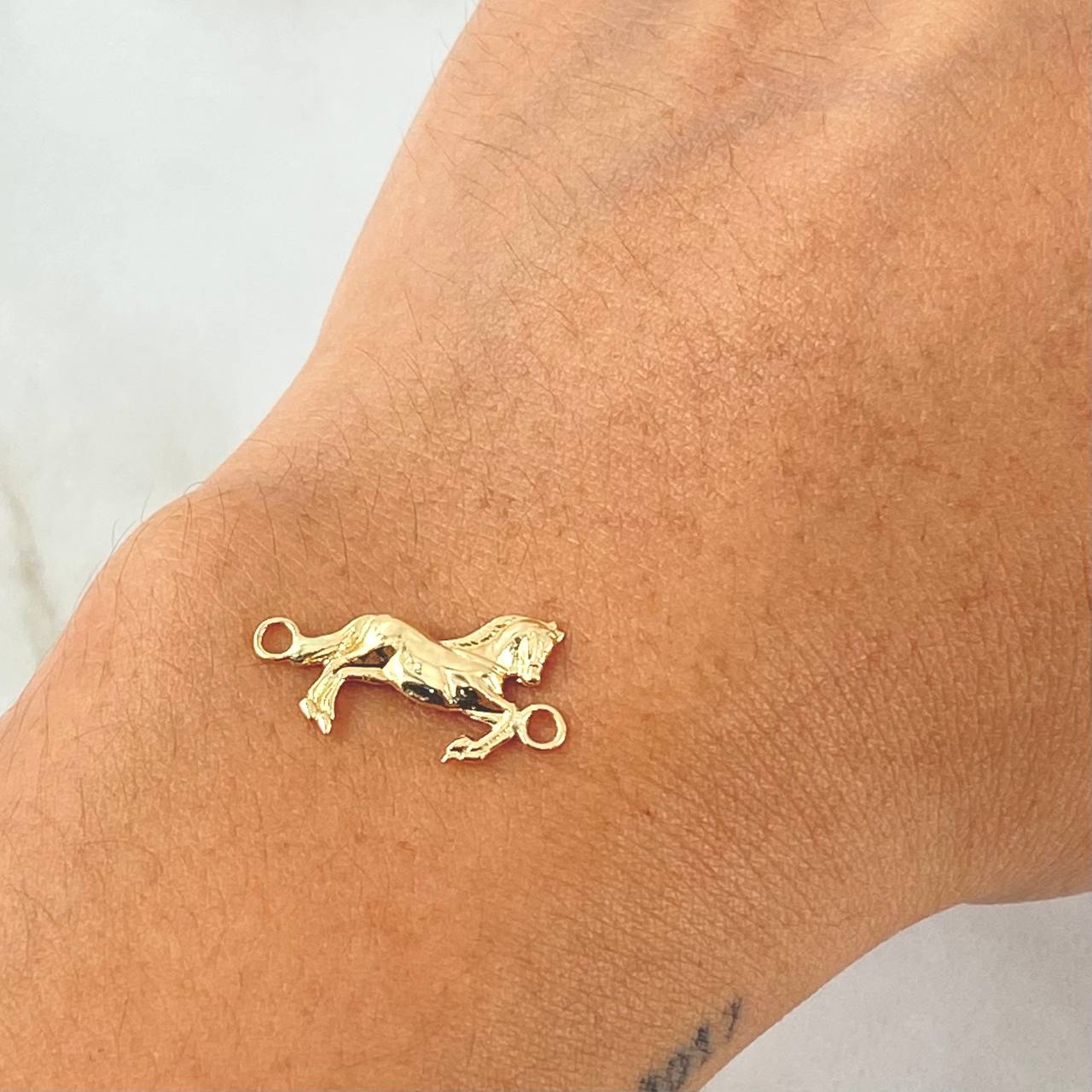 Herraje Caballo 0.5gr / 2cm / Oro 18K