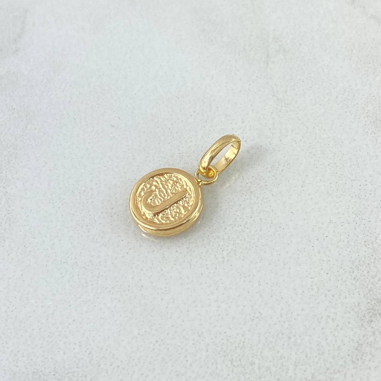 Dije Letra J 0.35gr / 1.5cm / Circulo Texturizado Rustico Oro Amarillo 18K