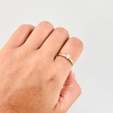 Anillo Solitario Escalonado 1.65g / T5 3/4 Oro Amarillo 18K