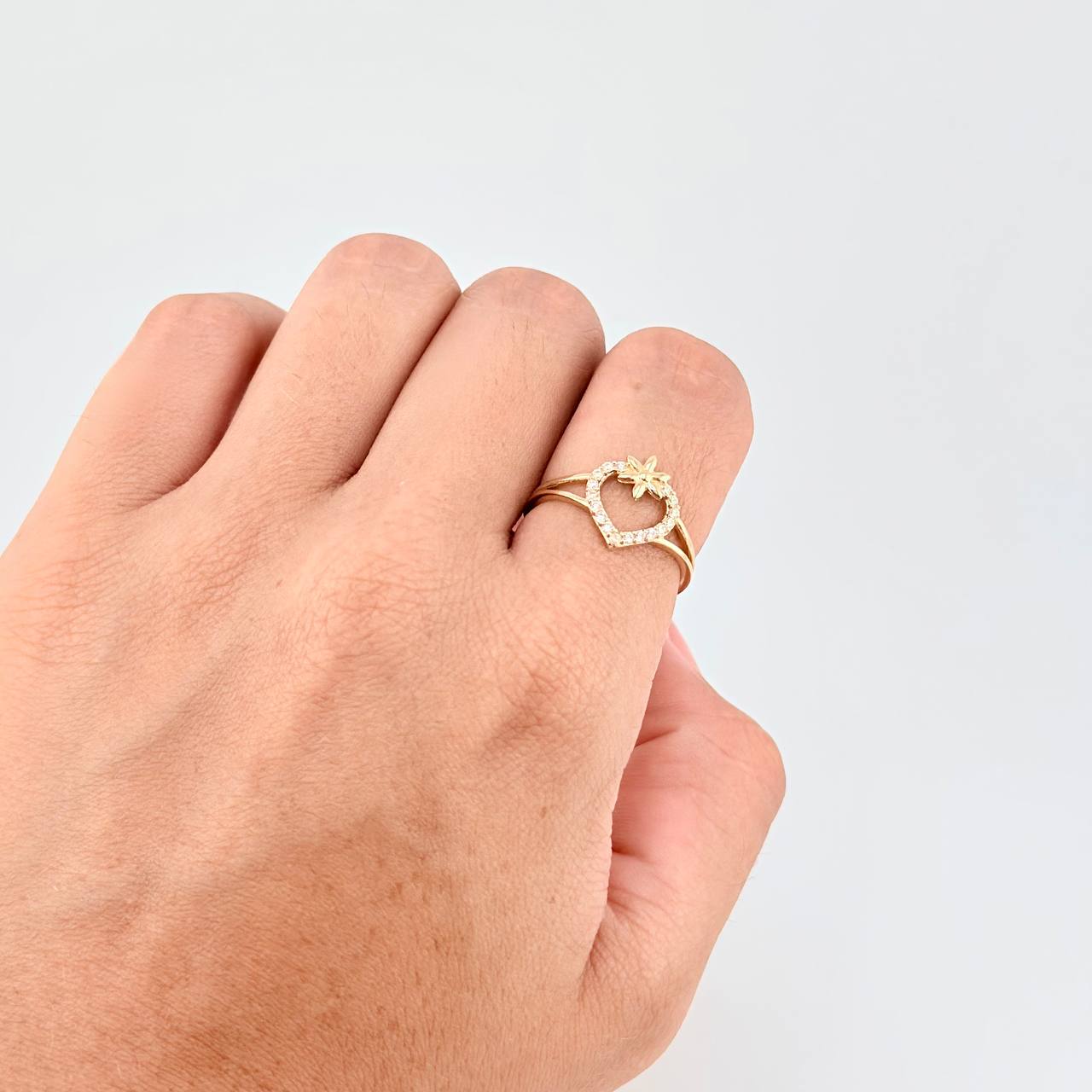 Anillo Frutilla 1.9g / T7 Oro Amarillo 18K