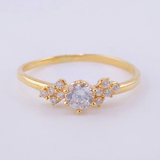 Anillo Solitario Floreado 1.55g / T6 3/4 Oro Amarillo 18K