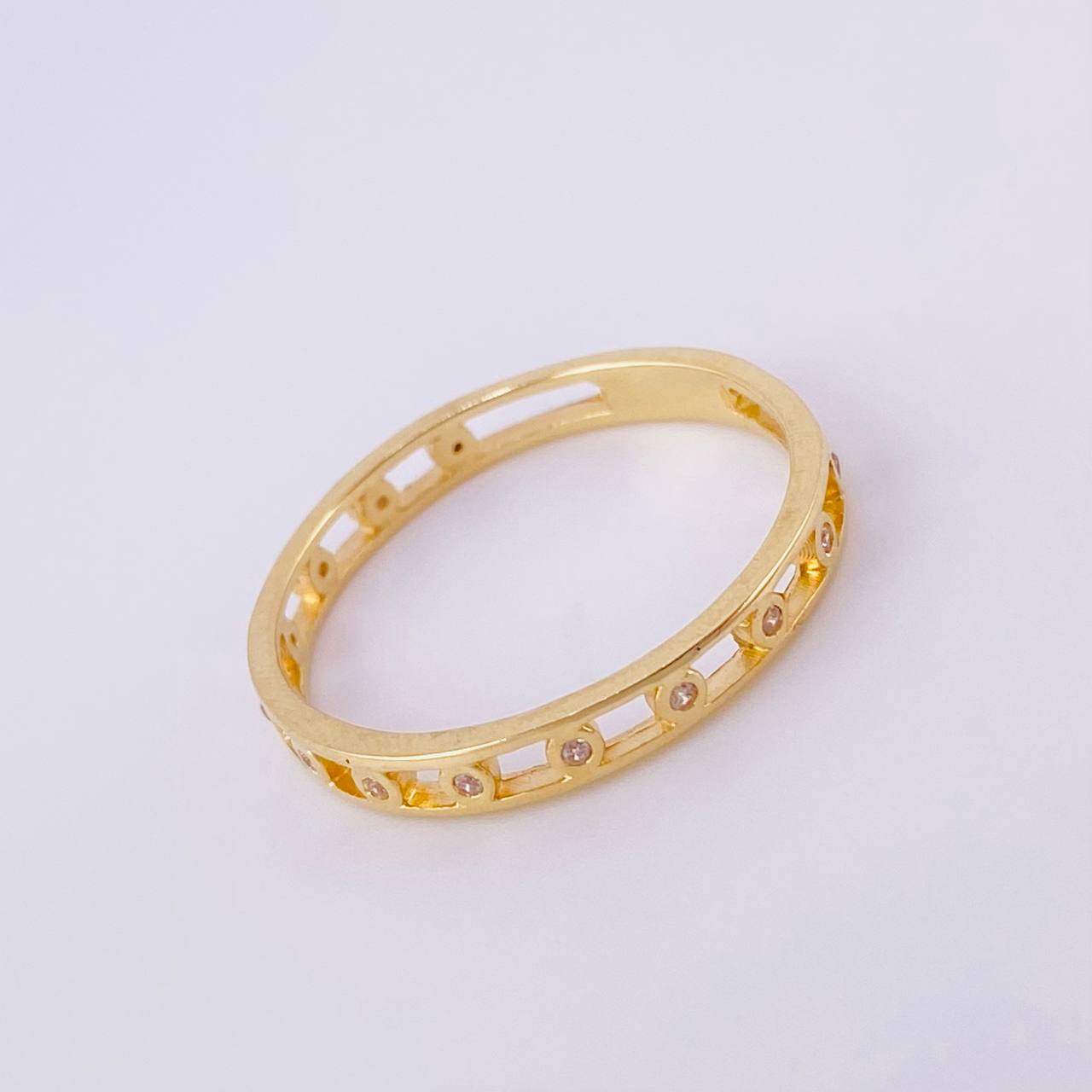 Anillo Cinturón de Chispas 2g / T8 3/4 Oro Amarillo 18K