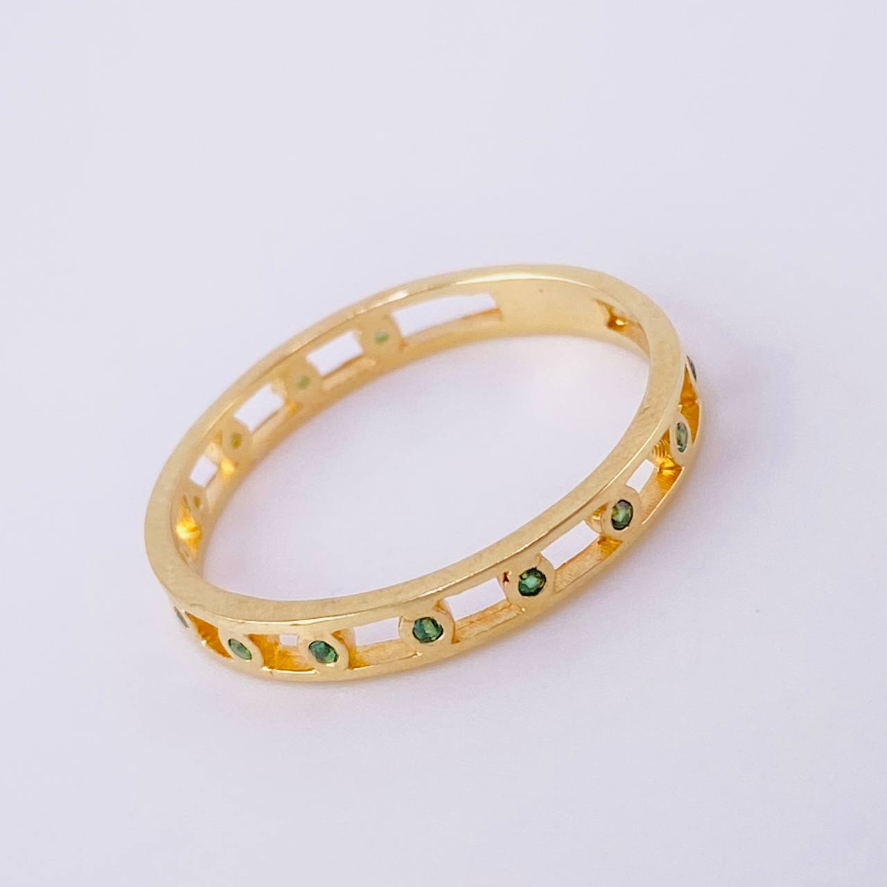 Anillo Cinturón de Chispas 1.75g / T7 3/4 Oro Amarillo 18K