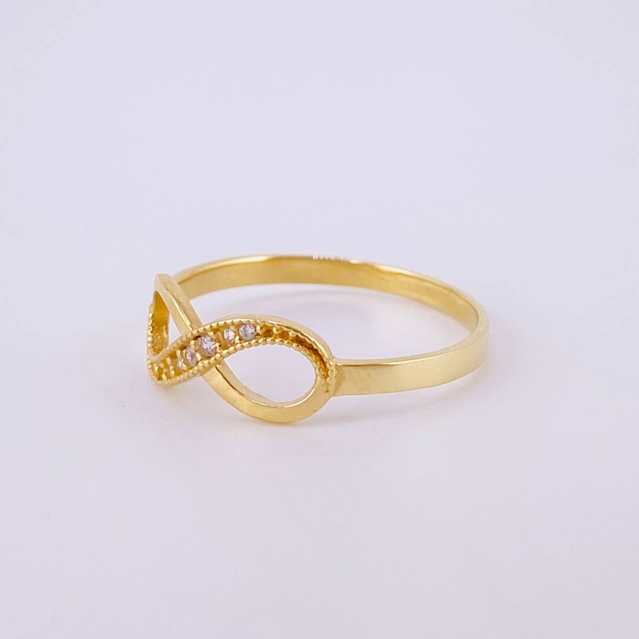 Anillo Infinito 1.4g / T6 1/4 Oro Amarillo 18K