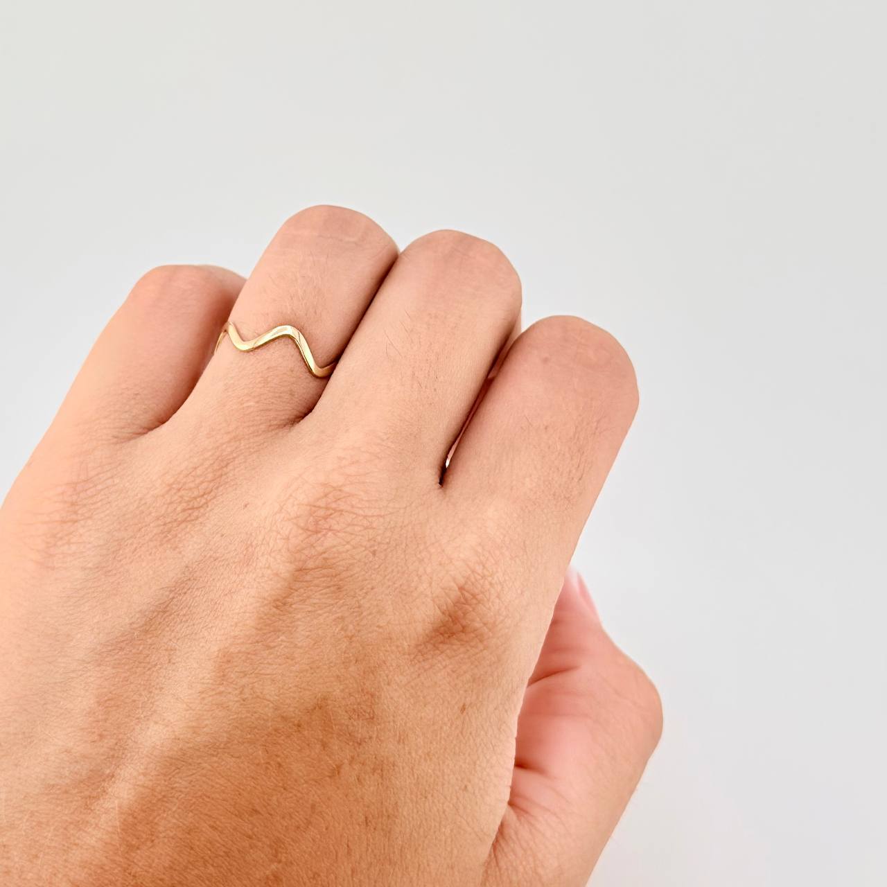 Anillo Zig-zag 0.75g / T5 3/4 Oro Amarillo 18K