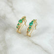 Candongas Omega Curva 2.75gr / 1.8cm / Esmeraldas 52pts Oro Amarillo 18K (Joya) *