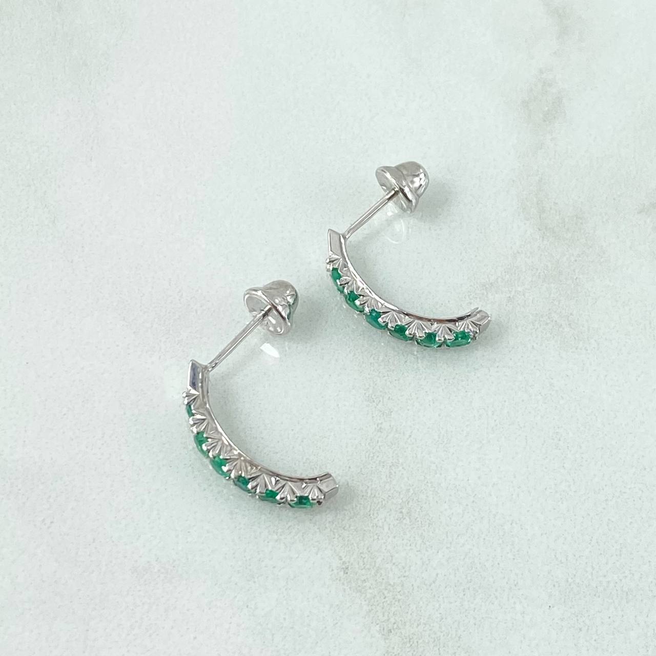 Topos Curvos 2.05gr / 1.8cm / Esmeraldas 80pts Oro Blanco 18K (Joya) *