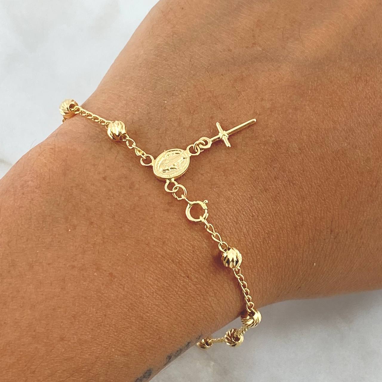 Pulso Denario Espiga 2.7gr / 18.5cm-4mm Bolas Diamantadas Virgen Milagrosa Cruz Lisa Oro Amarillo 18K