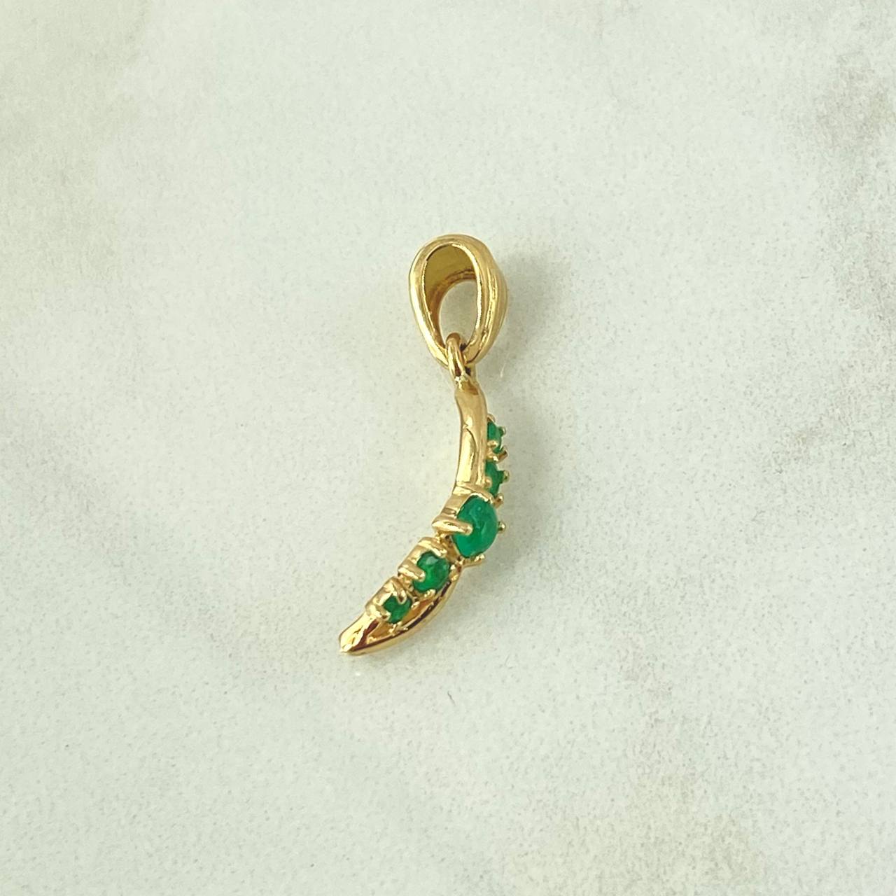 Dije Infinito Parcial 1.55gr / 2.6cm / Esmeraldas 26pts Oro Amarillo 18K (Joya) *