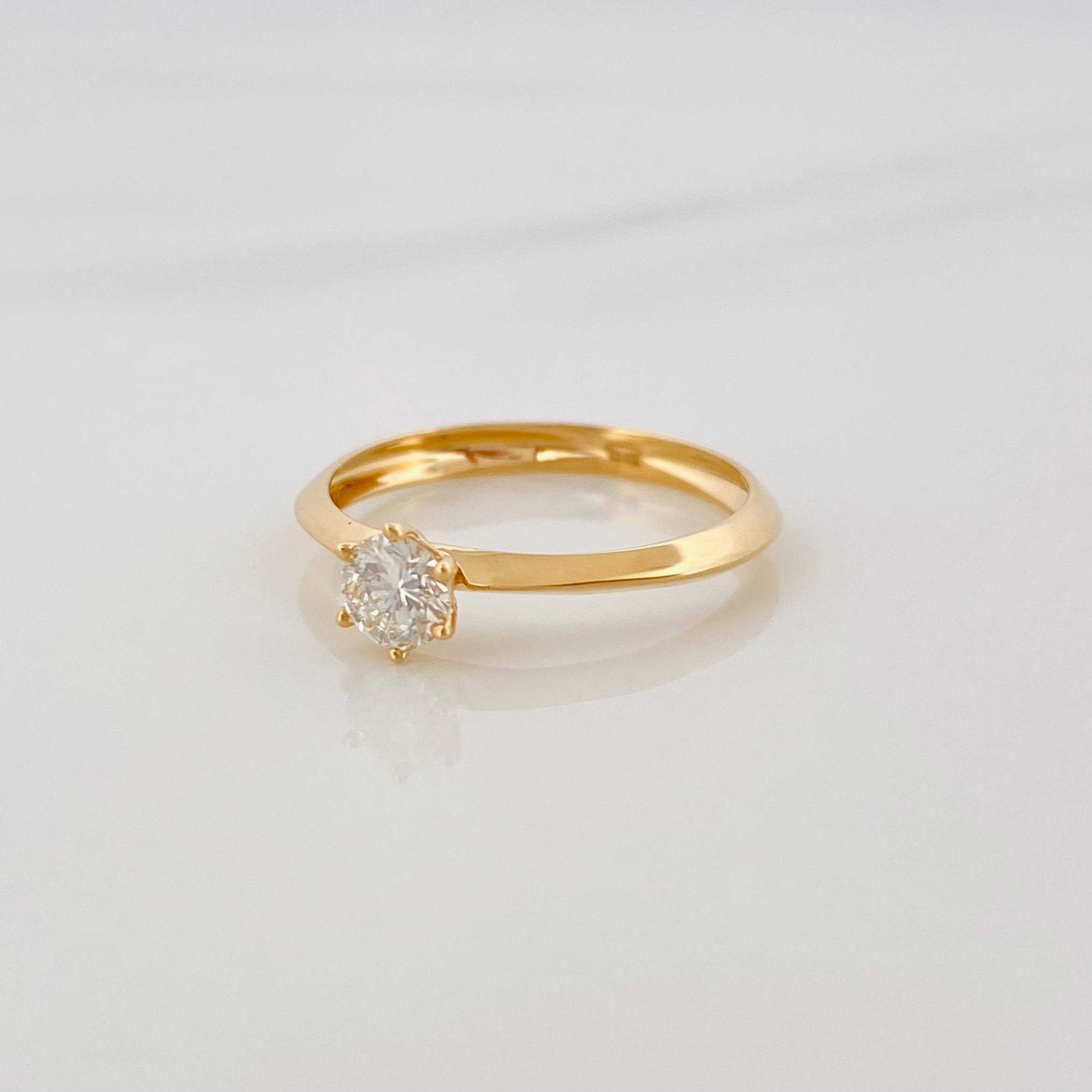 Anillo Solitario Diamante 24 Pts 1.2 g / T6 3/4 Oro Amarillo 18K