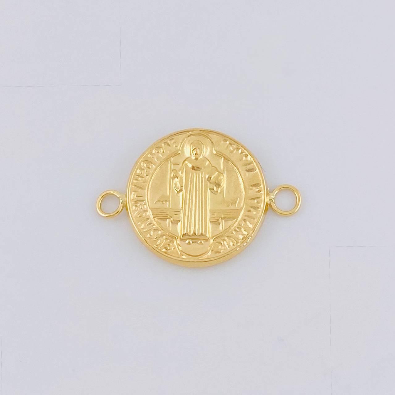 Herraje San Benito 1.15 g / 2.1 cm Oro Amarillo 18K